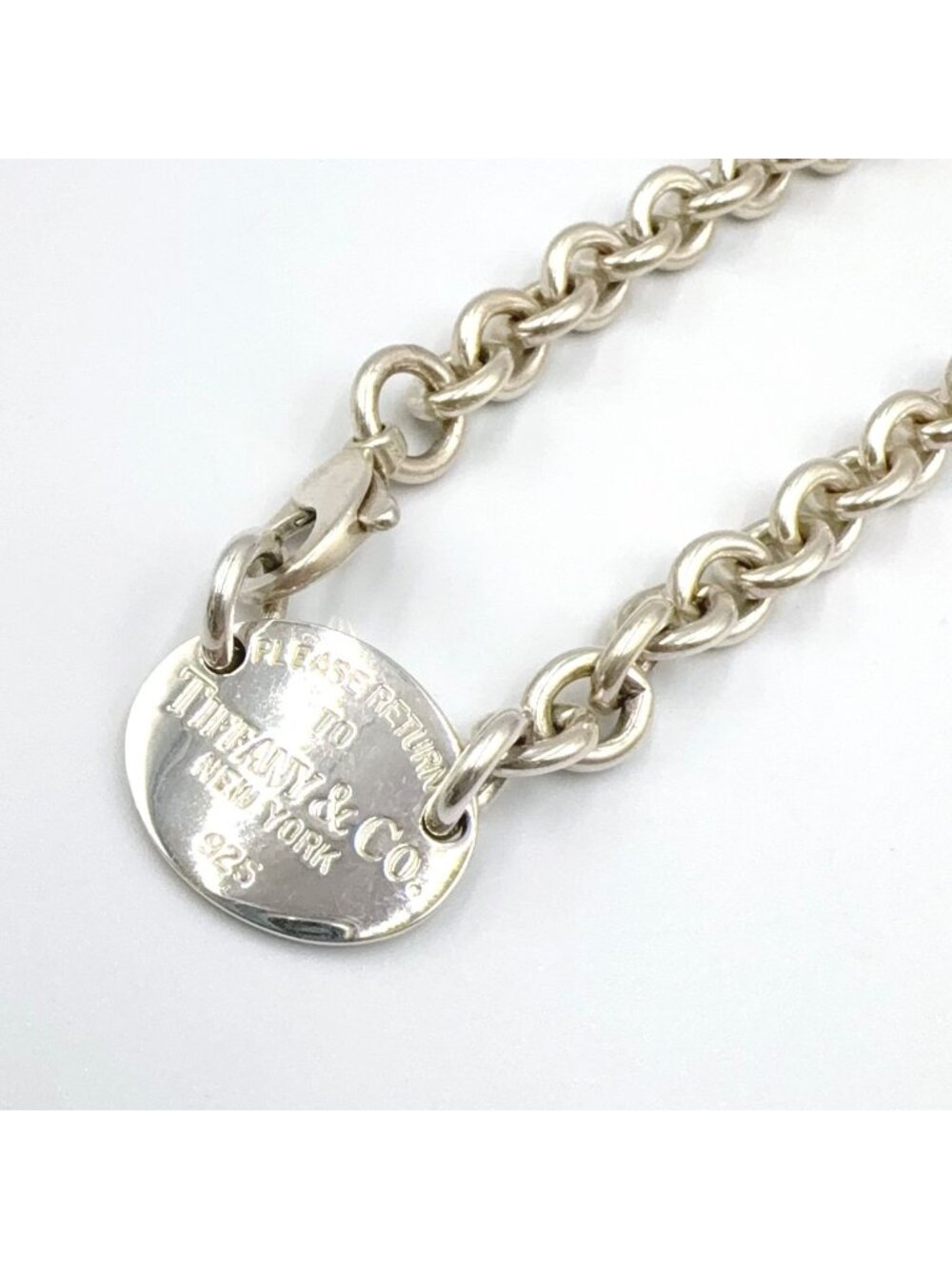 Tiffany & Co Return to Oval Tag Silver Necklace